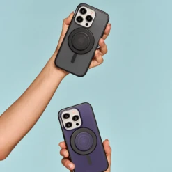 PopSockets French Navy — IPhone 15 For MagSafe -PopSockets Soldes French Navy PopSockets IPhone15 lifestyle 2