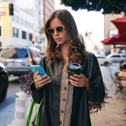 PopSockets Blue Opalescent — IPhone 15 Pro For MagSafe -PopSockets Soldes Popsockets Blue Opalescent Lfestyle